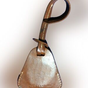 DOONEY & BOURKE LEATHER TRIANGLE SHIELD ID KEY FOB BAG CHARM KEYCHAIN